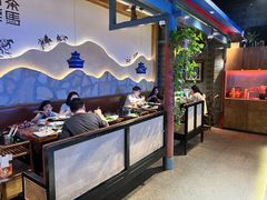 -老牌坊云南鱼豆花火锅(哈西万达店)