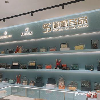 工作日来的,地理位置很好,在爱琴海外场,应该是刚换了