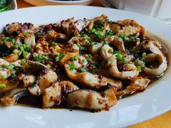 -鲤鱼塘农家山庄