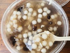 -芳婆糕团店(王府大街店)