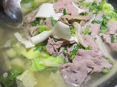 -全牛匠·乐山跷脚牛肉(新中关店)