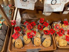 -CARINO BAKERY&CAFE(人广来福士店)