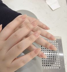 -雅洁美甲美睫