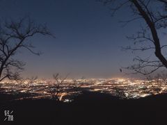 -鬼笑石后山停车场