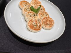 榛子酱鹅肝拌葱油饼-桂语山房(满觉陇店)