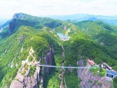 -玻璃桥景区石牛寨