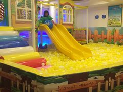 -碧中海汤泉汗蒸酒店