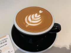 牛奶咖啡-Seesaw Coffee(上生新所店)