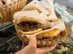 -闫家驴肉老店(华电一校店)