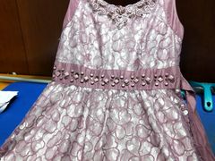 -玛奴拉改衣(万里家乐福店)