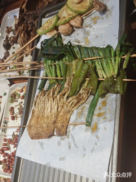 在老街·淮安大排档·甜麻干煸龙虾·烧烤(河下古镇店)图片