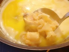 -鲜入围煮花胶鸡海鲜火锅