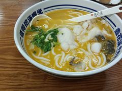 -鑫花溪牛肉米粉(凤凰街创始总店)