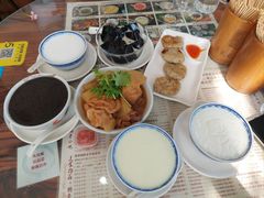 -周大娘牛乳(旧寨古村总店)