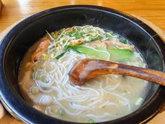 -勺子米线·云南传统小吃市集(四方街店)