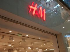 -H&M(鹏欣水游城店)