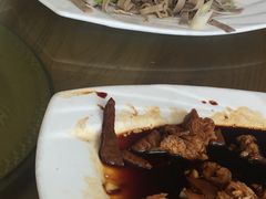 -溢心园香河肉饼总店