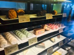 面包甜点陈列柜-麦当劳(杭州庆春路店)