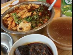 -柳州肥姨妈大骨螺蛳粉(江宁万达店)