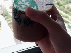 -星巴克(宁波东门银泰店)
