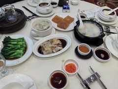 -凤凰楼酒家·粤宴点心(华强北店)