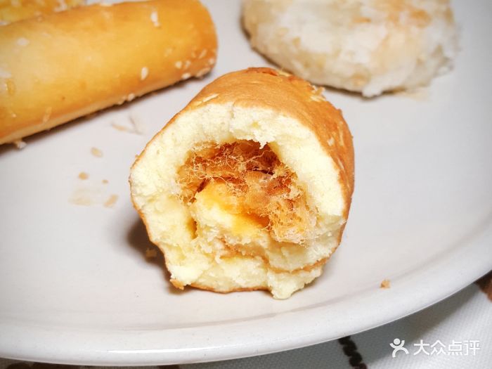 詹记宫廷桃酥王(淮河路店)肉松卷图片