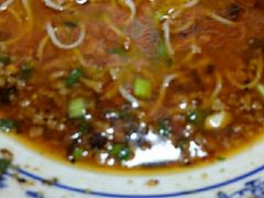 -渝之汇牛肉豌杂面