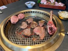 -铭牛烧肉·和牛海鲜自助(高新月牙湖店)