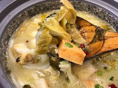 -周鱼小馆石锅酸菜鱼(活力汇店)