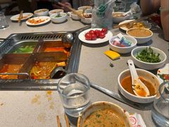 -海底捞火锅(宝龙广场夜宵主题店)