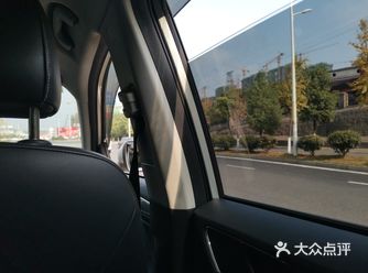 株洲大丰站近几年是我到的第二多的城轨站，站台比较小