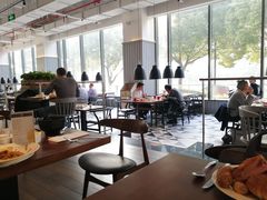 -昆山琶拉帝诗酒店·河畔咖啡厅Riverside Cafe