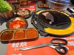 -轻烧烤肉(光谷步行街店)