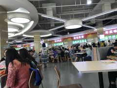 -北京交通大学学活食堂
