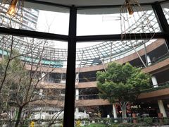 -瑞虹新天地月亮湾