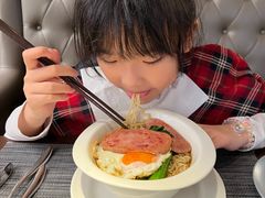 -卡普里披萨·牛扒·下午茶