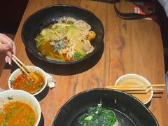 -万记麻辣烫国展总店