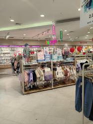 -孩子王童乐园(唐山万达广场店)