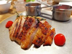 炭烧猪颈肉-小大董·烤鸭(西客站店)