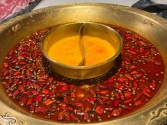 -哥老官重庆美蛙鱼头(西湖银泰十一哥店)