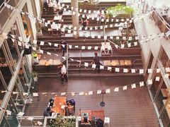 -ROAST coffee & eatery