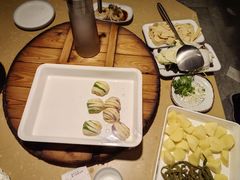 -万里闯关东铁锅炖菜馆(高新旗舰店)