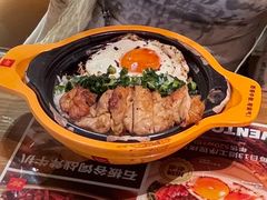 -瑞虹新天地月亮湾