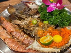 -明洞阿姨·韩式酱蟹烤肉·创意料理(三元桥店)