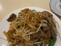 干炒牛河-玲又珑美食(盘福路店)