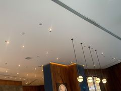 大堂-星巴克(凯德晶萃店)