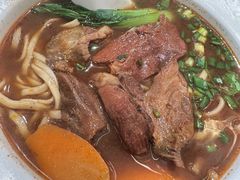 -贯一台湾牛肉面(八一七中路店)