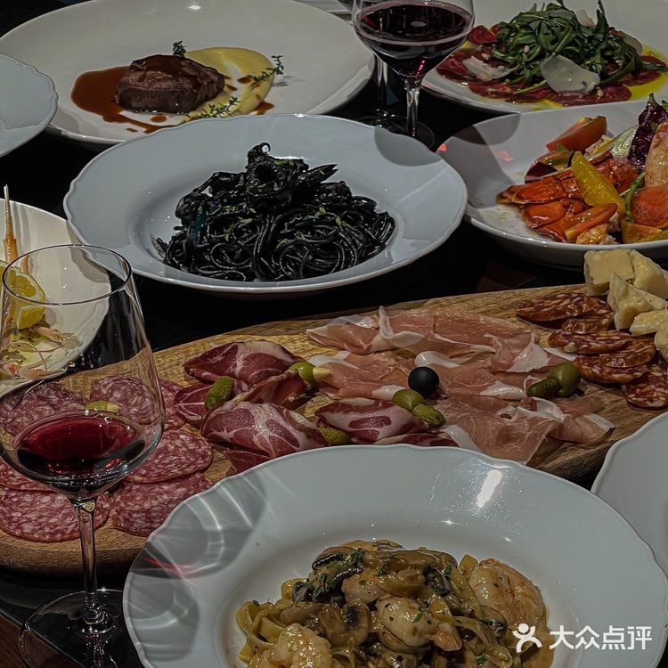 再也不羡慕上海的伙伴了！青岛也有小外摊了！