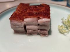 脆皮烧腩肉-港丽餐厅