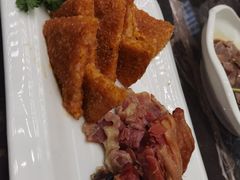 -南京悦客假日酒店